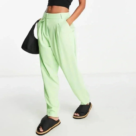 River Island Pleated Tapered Trousers LIME green, Size 4 US / 8 UK, women’s - Picture 2 of 9